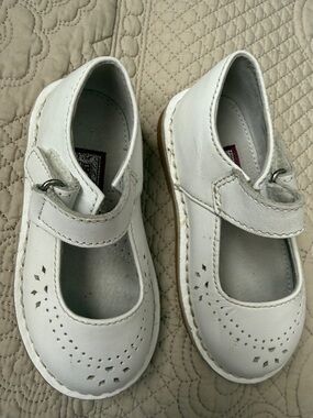 L’Amour Kids White Leather Mary Jane Shoes - Quality Children’s Shoes